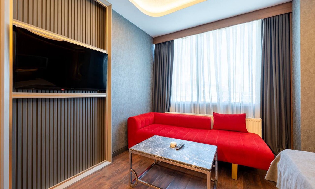 Kartal Hotel | 216 Eagle Palace Suite