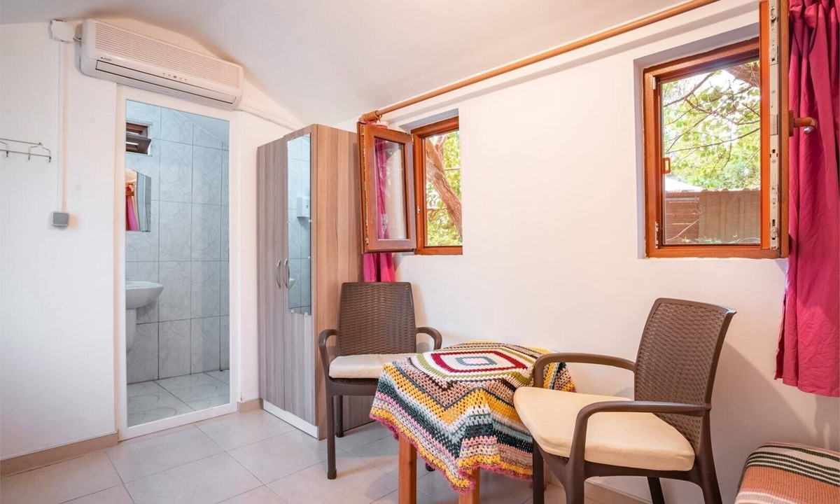 Adrasan House | 7 Garden Bungalow & Camping
