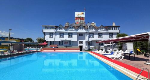Yeniciftlik Hotel | AQUA MARMARA LİFE Hotel