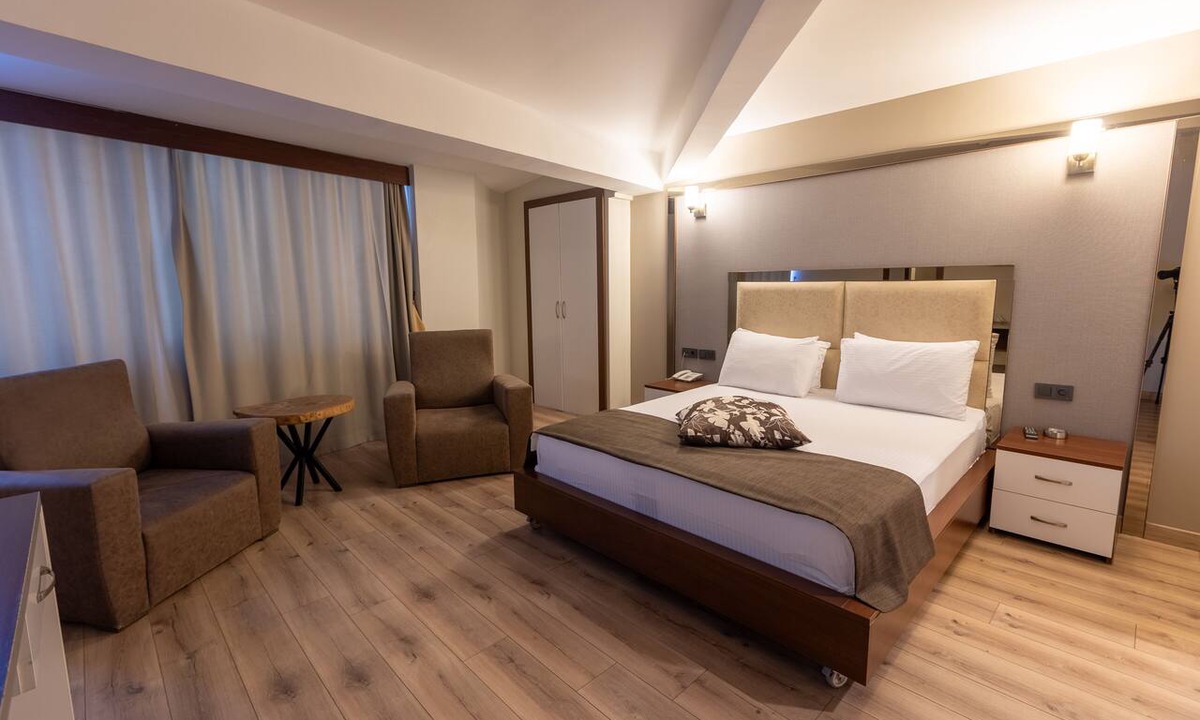 Kucukbakkalkoy Hotel | Asia Business Suites