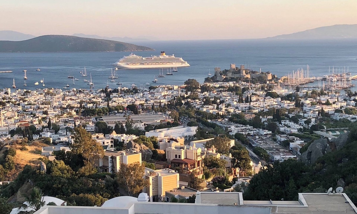 Bodrum City Center Villa | Bodrum Burcu Villa-Amazing Sea View 3+1