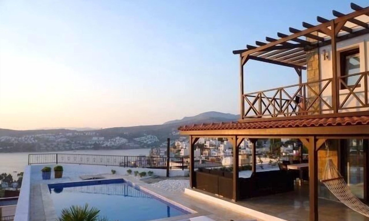 Gundogan Villa | "Bodrum'da Lüks Konaklama: 4+1 Özel Havuzlu Villa ve Tatil Keyfi!" 230m2
