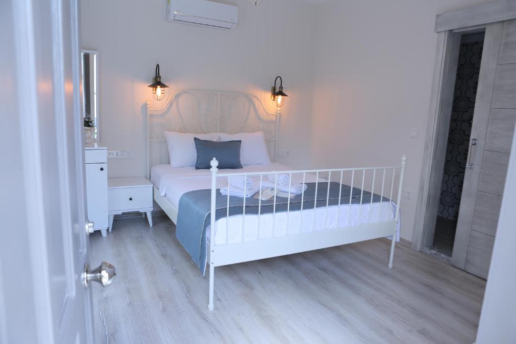 Hacımemis Hotel | Cielo limon alacatı only adult