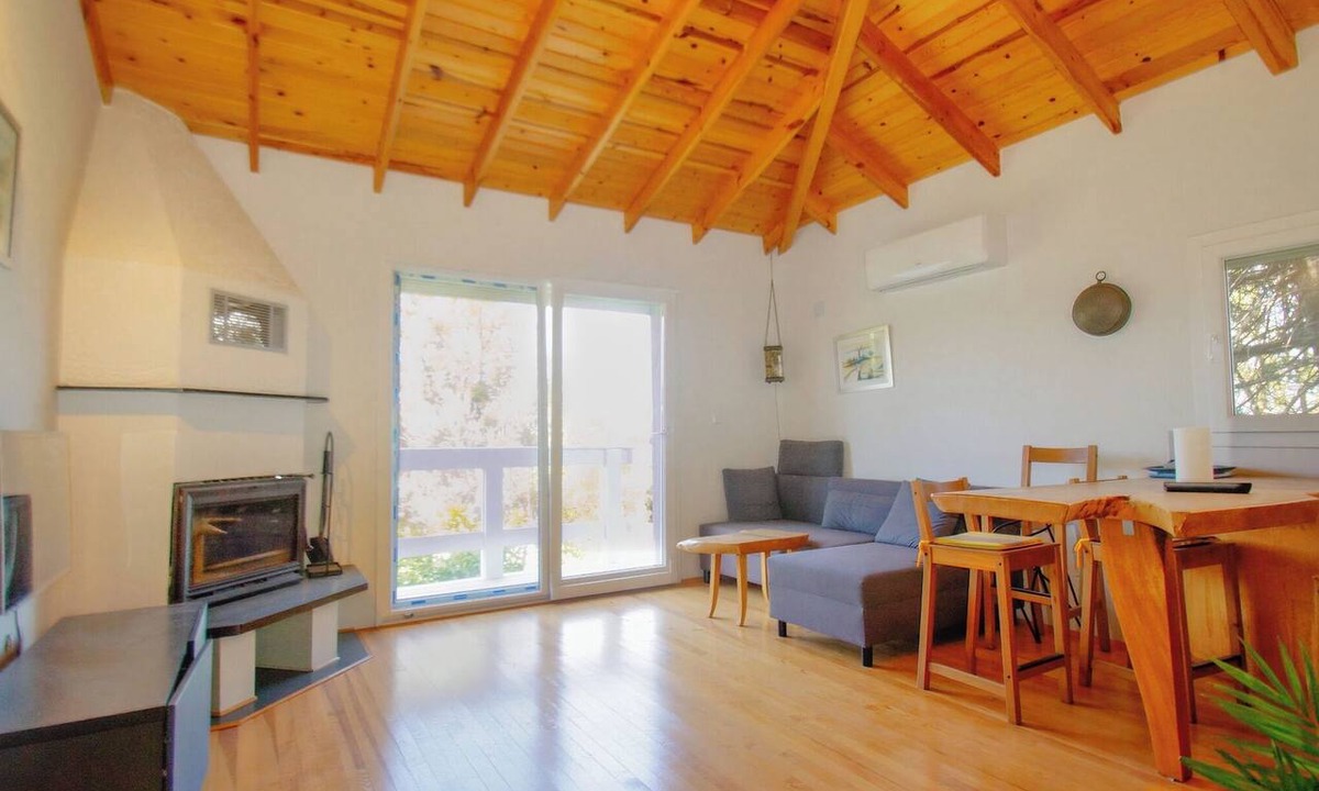 Urla House | Coollyhouse Keklik tepe Urla-Eco-House:Stone Oven&Garden&LocalWine&Walnuts