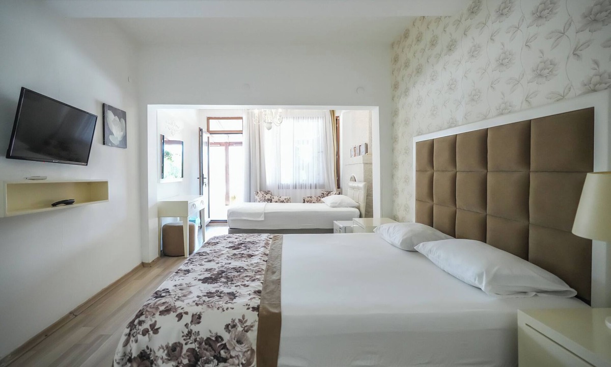 Golturkbuku Hotel | Dalgıç Otel Türkbükü