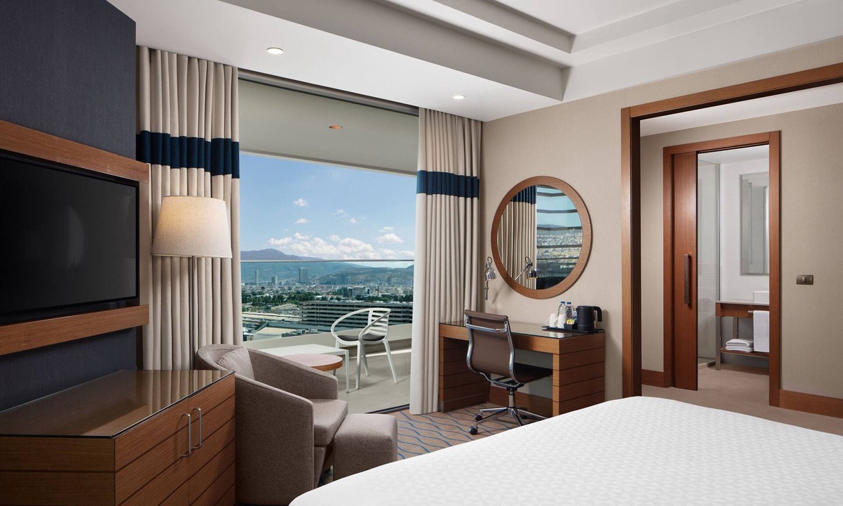 Konak Hotel | Four Points by Sheraton Izmir