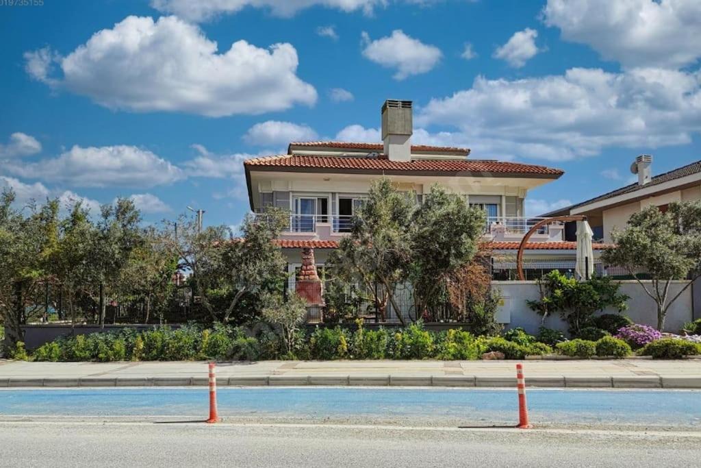 Cesme Villa | GHOST