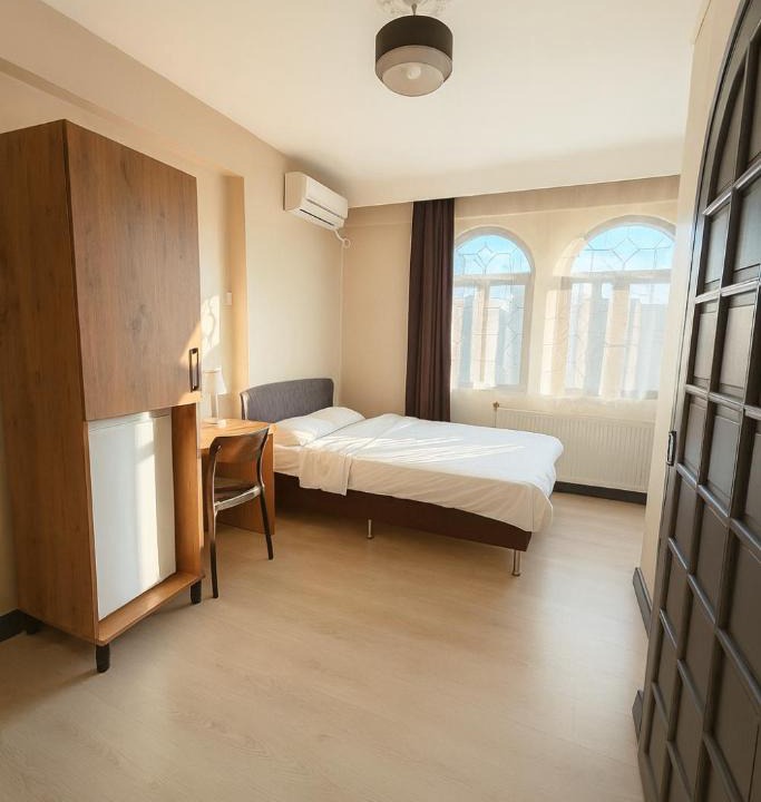 Karesi Hotel | GLR OTEL