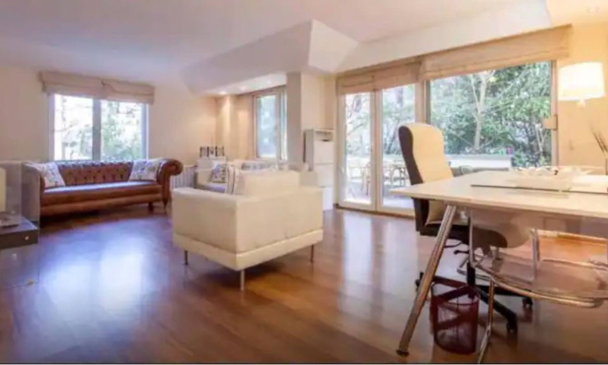 Sariyer Apartment | Home with a private garden in gated community