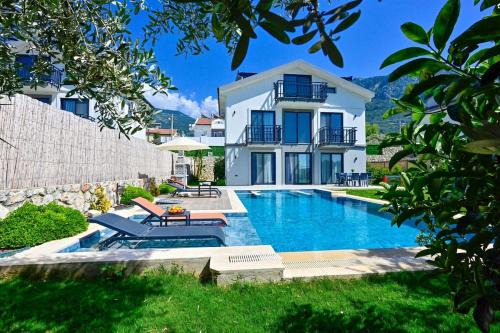 Oludeniz Villa | Karya Luxury - Holiday Villa with Private Pool for 6 People in Hisarönü