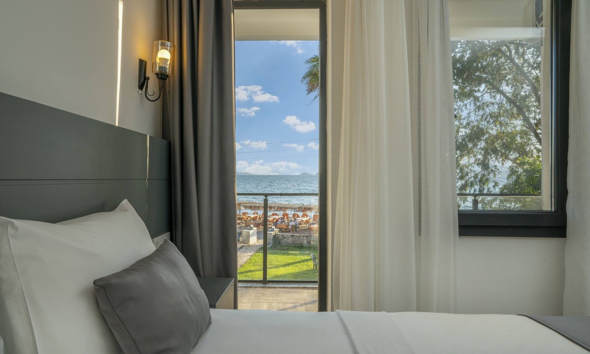 Avlana Hotel | Kensington Kerdime Beach Hotel