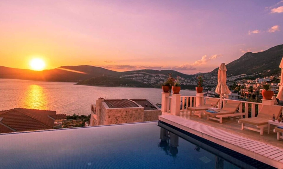 Kalkan Villa | Ketchy villa - Luxury Villa - Infinity pool - Beach view