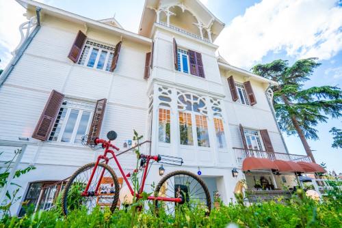 Adalar Hotel | Laden Palas Prince's Island Historical Mansion