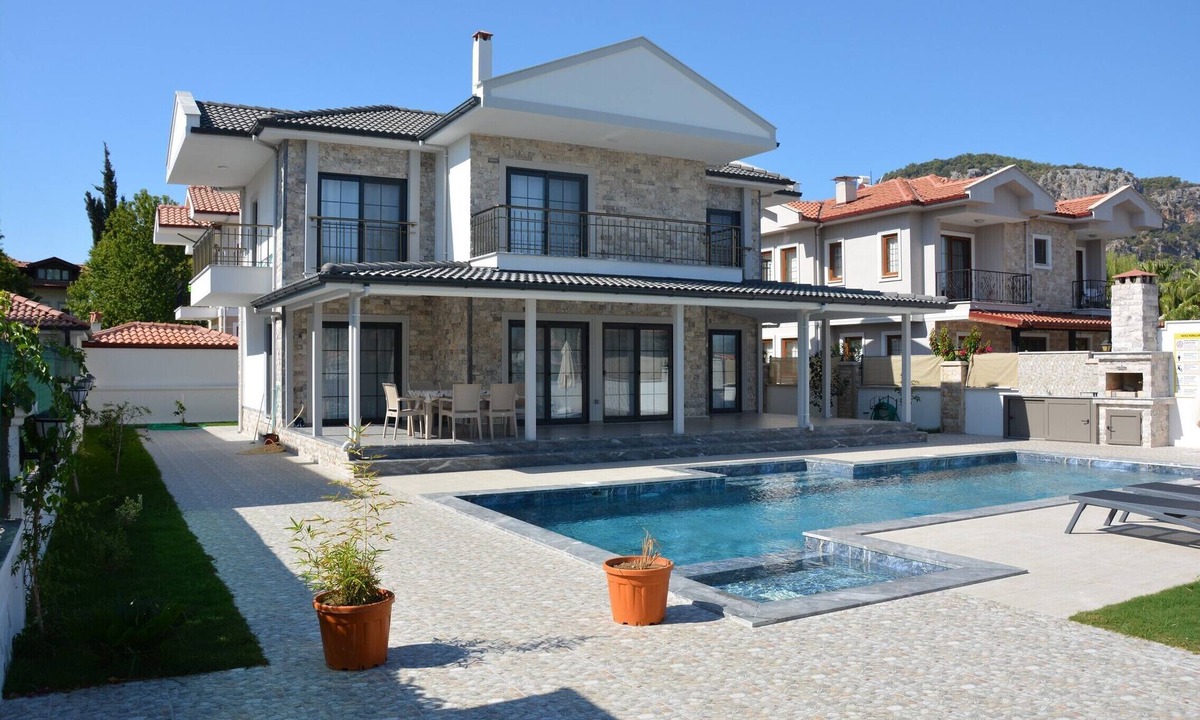 Dalyan Villa | LUXURIOUS BEAUTIFUL 4 BEDROOM PRIVATE POOL VILLA IN DALYAN GULPINAR BEST AREA!