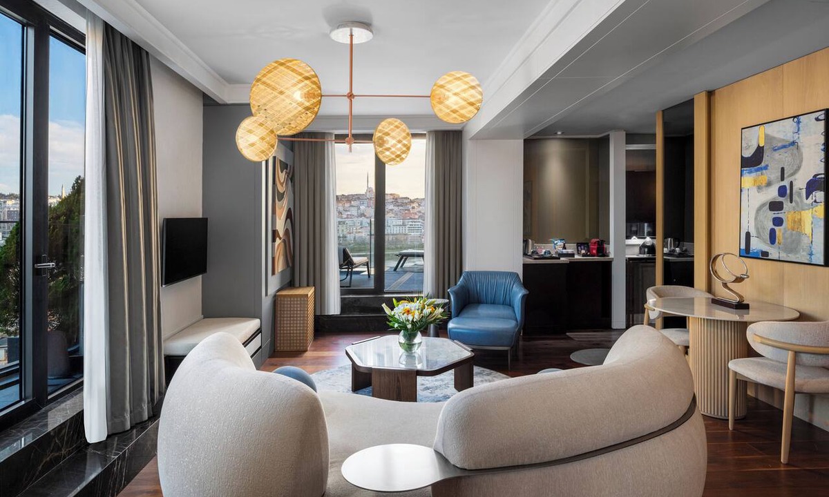 Sakarya Hotel | Mövenpick Hotel Istanbul Golden Horn