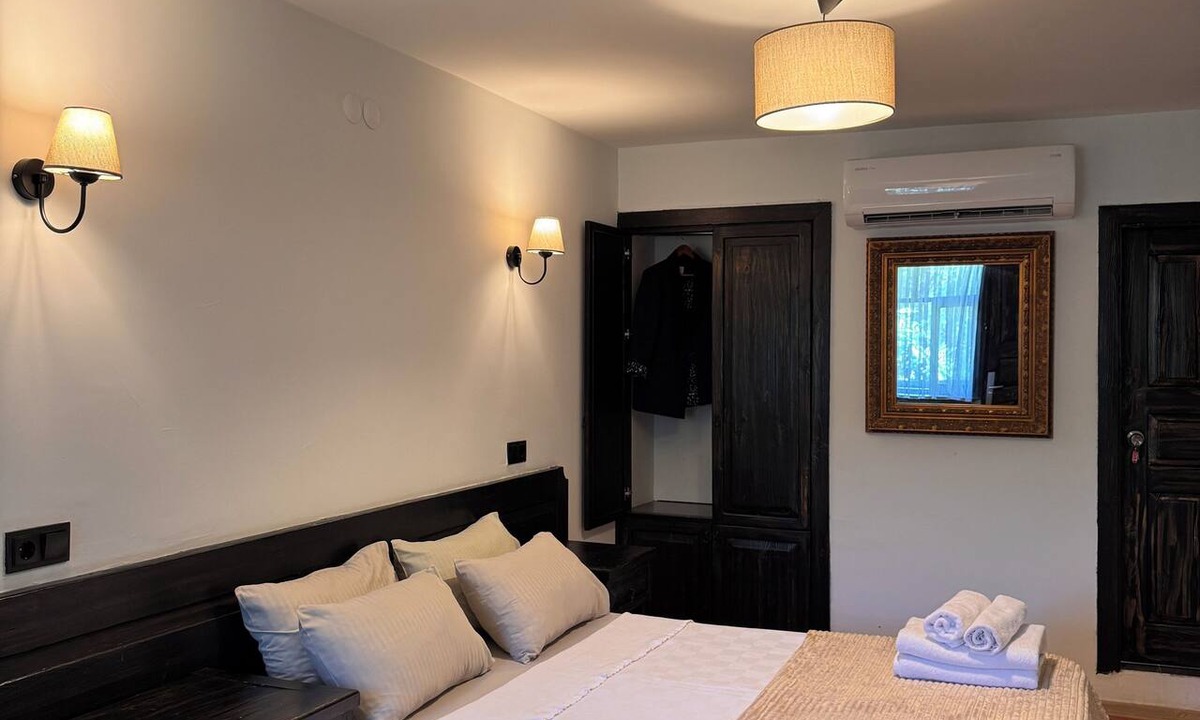 Edremit Hotel | Manastır Mandarin