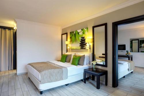 Marmaris Hotel | Marmaris Bay Resort - Adults Only