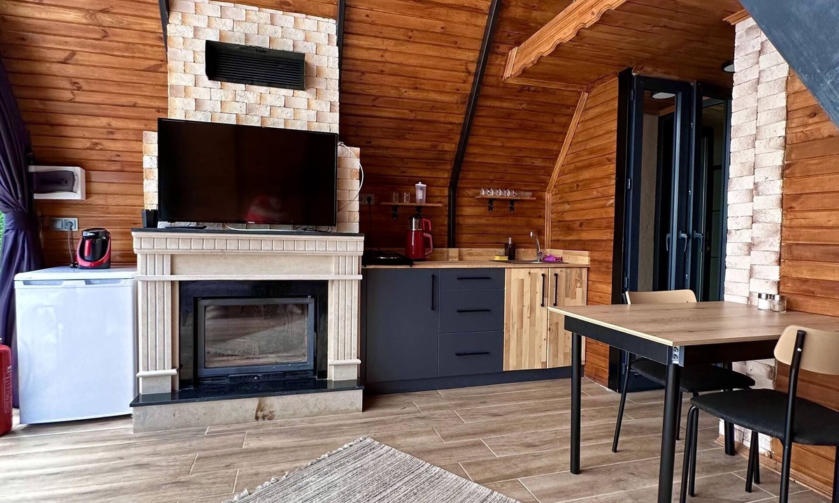 Ilmiye Ski Chalet | Mavera Deluxe Bungalov