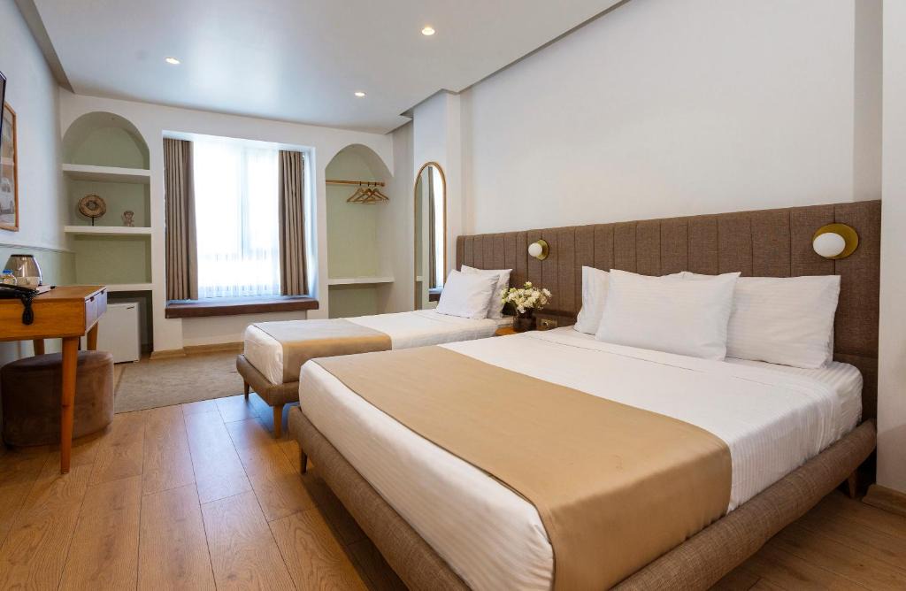 Arnavutkoy Hotel | Meshk Airport Hotel