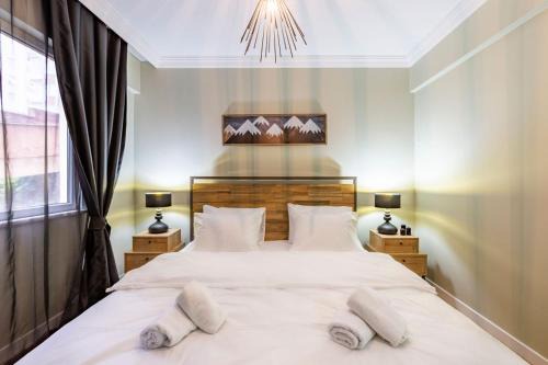 Maltepe Apartment | Modern and Well Designed Apartment Near Public Transportation in Maltepe