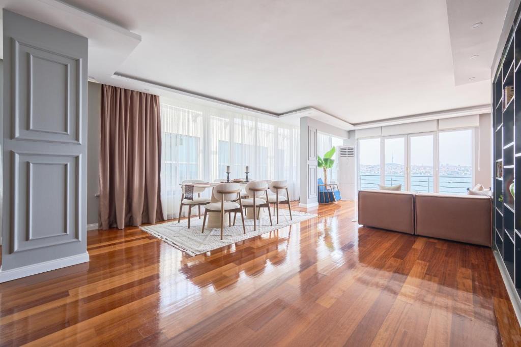 Kabatas Apartment | Modern Bosphorus View Apartments