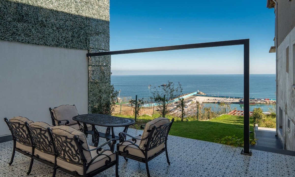 Karaburun Koyu Apartment | Modern Sea View Stay Near Istanbul Airport