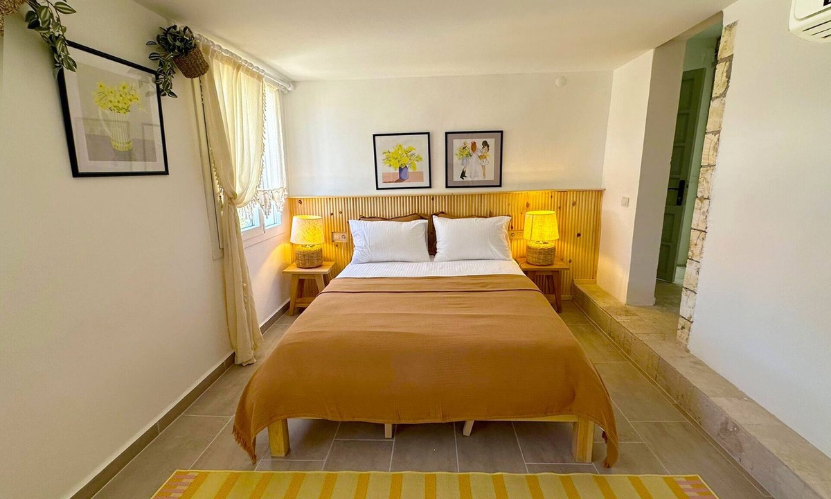 Foca Hotel | Monk Island Guesthouse