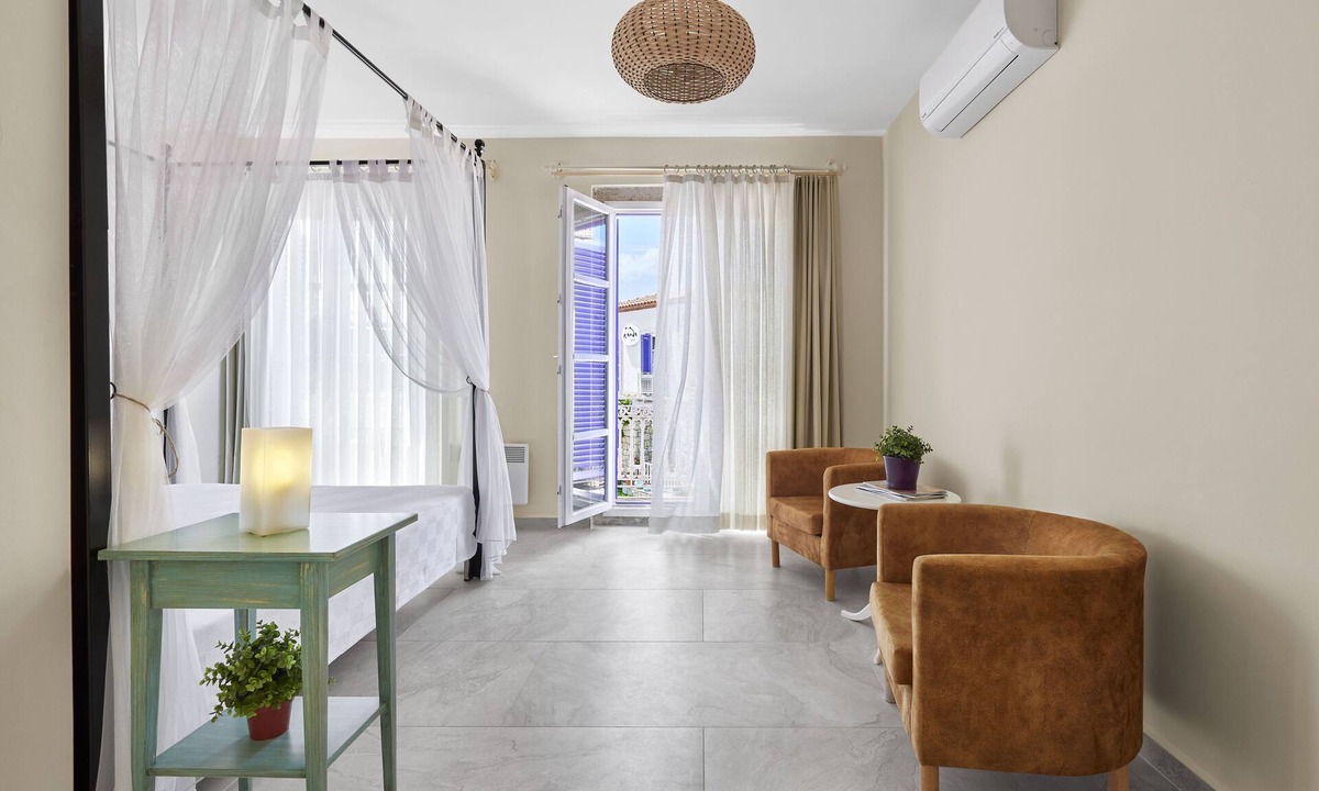 Hacımemis Hotel | PANDA ALAÇATI OTEL