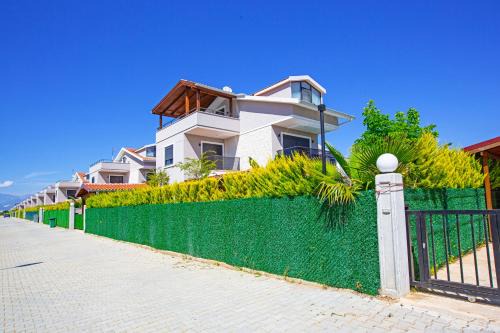 Kadriye Villa | Paradise Town Villa Sillyon