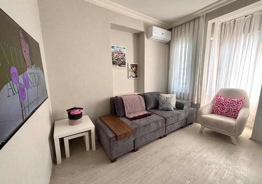 Istanbul City Center Villa | Pink House by the Seashore 2 Bedroom Fiber Internet