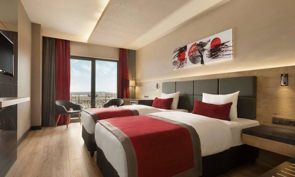 Sekerpinar Hotel | Ramada Encore by Wyndham Gebze