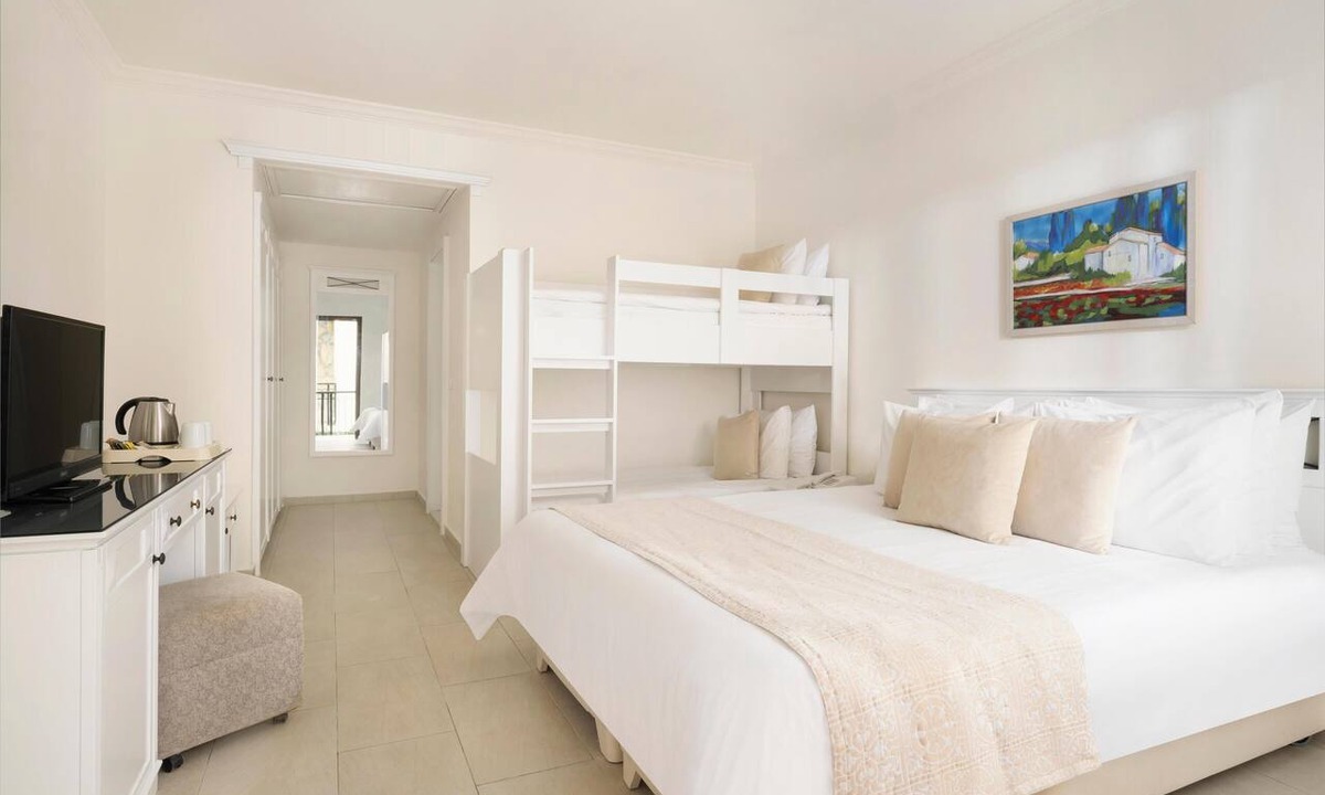 Bodrum City Center Resort | Selectum Colours Bodrum - All inclusive