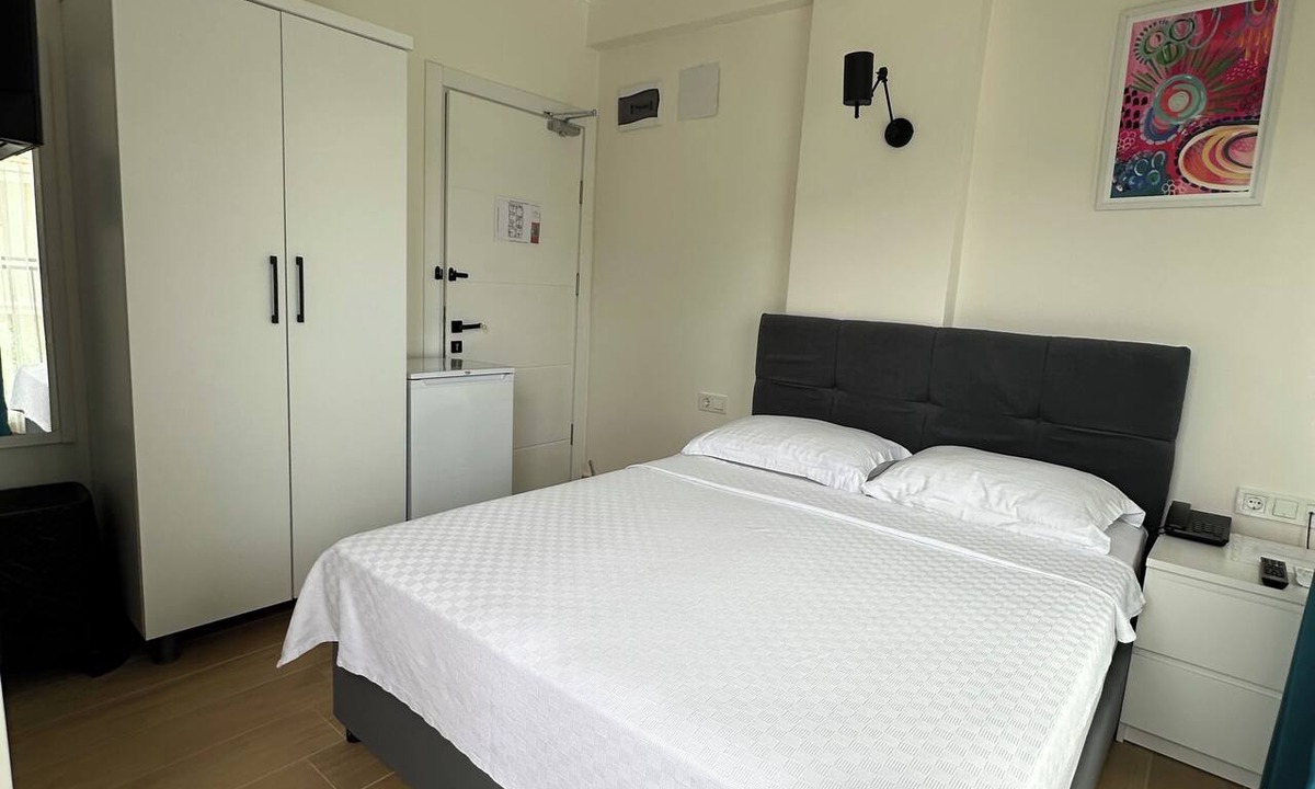 Ezine Bed & Breakfast | SEVGİ HOTEL