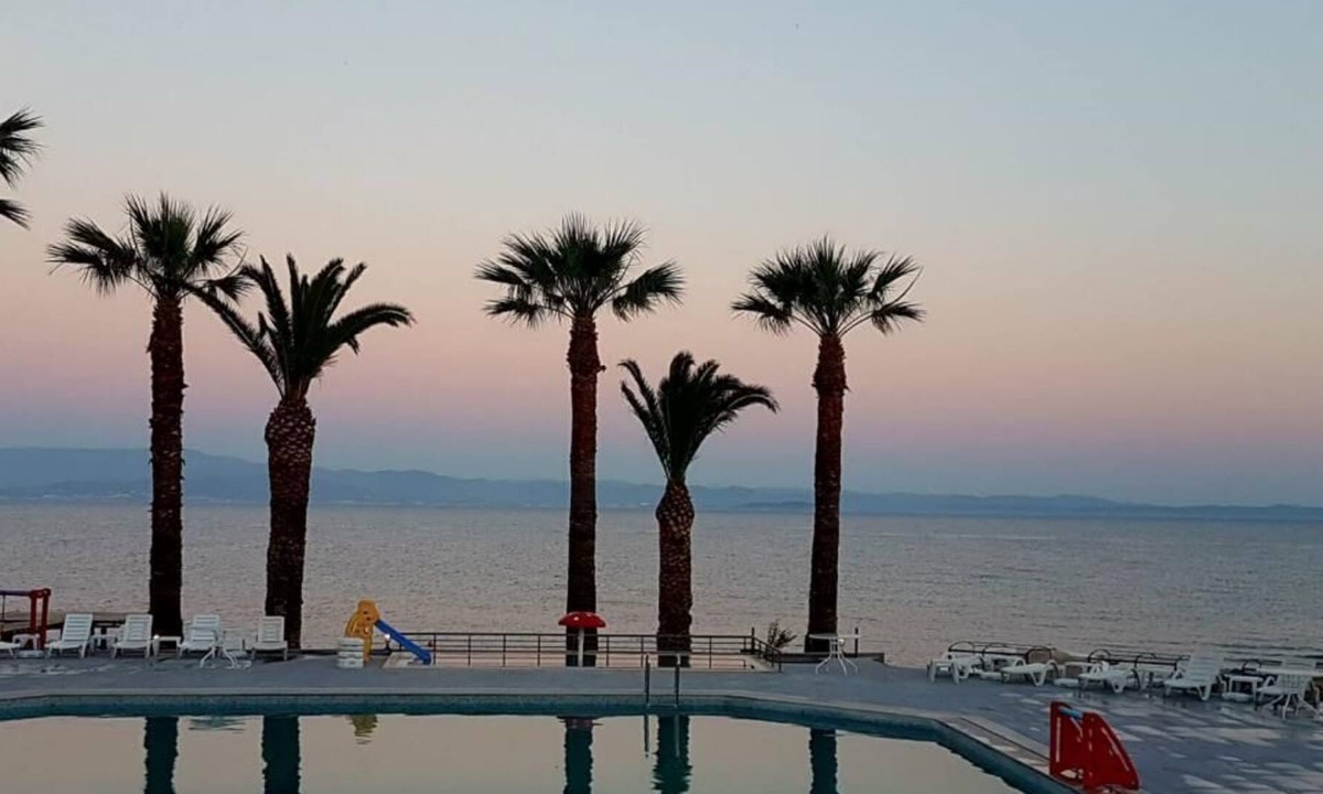 Altinoluk Hotel | Shayna Beach Hotel