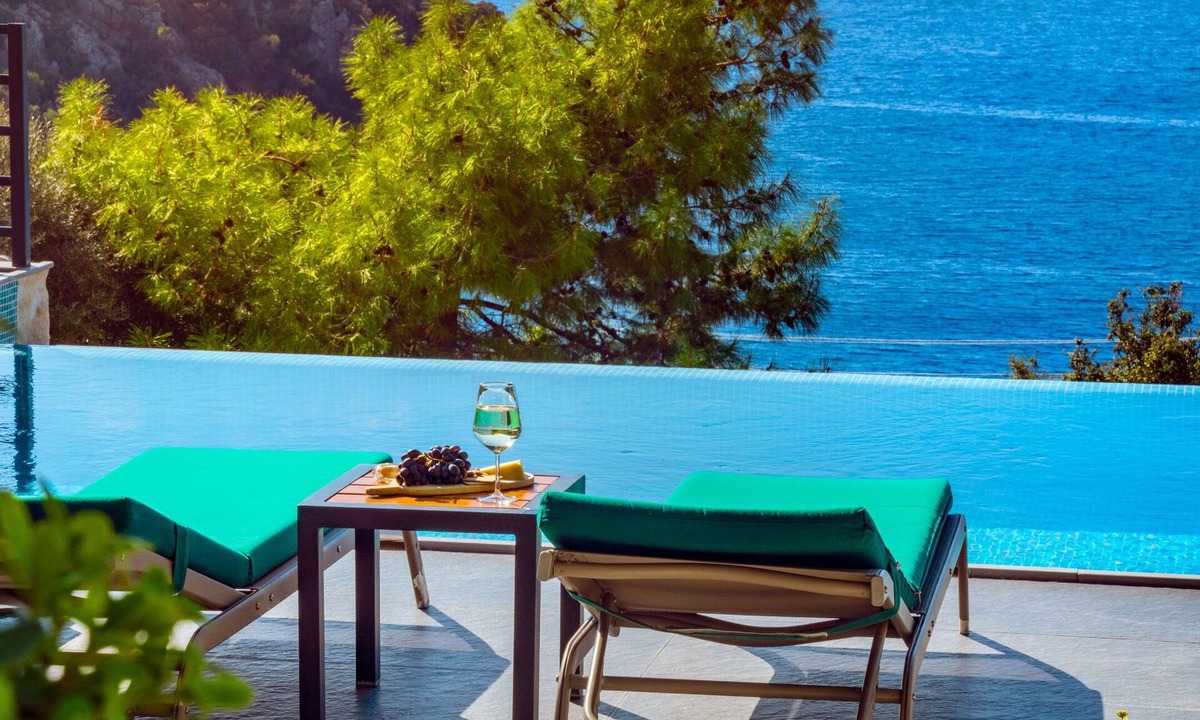 Kalkan Villa | Situated in picturesque Kisla a beautiful luxury villa with a superb sea view