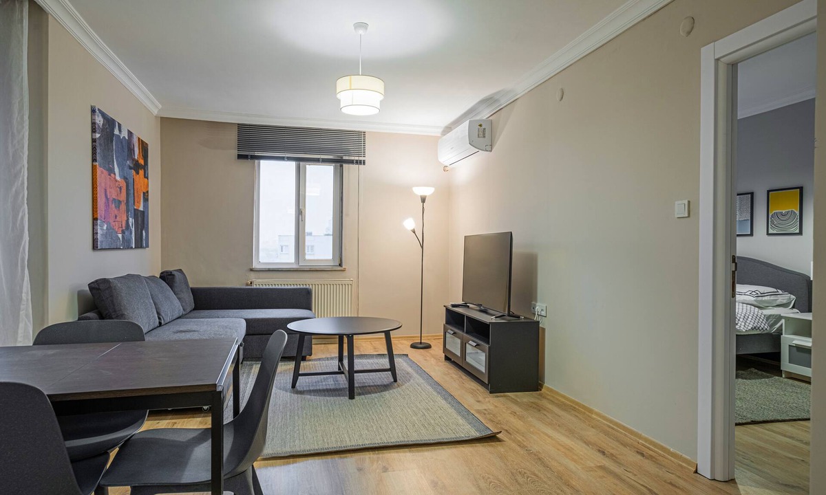 Zeytinburnu Apartment | Spacious Central Apartment Crossroads of Transports