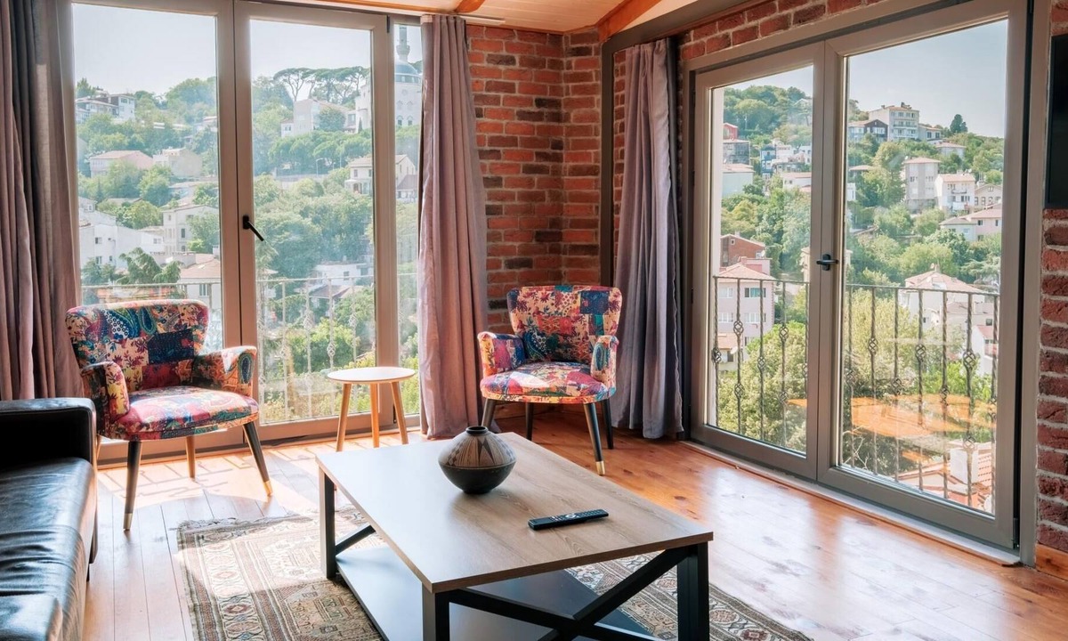 Uskudar Apartment | Stunning Sea View Loft 5 min to Park in Kuzguncuk