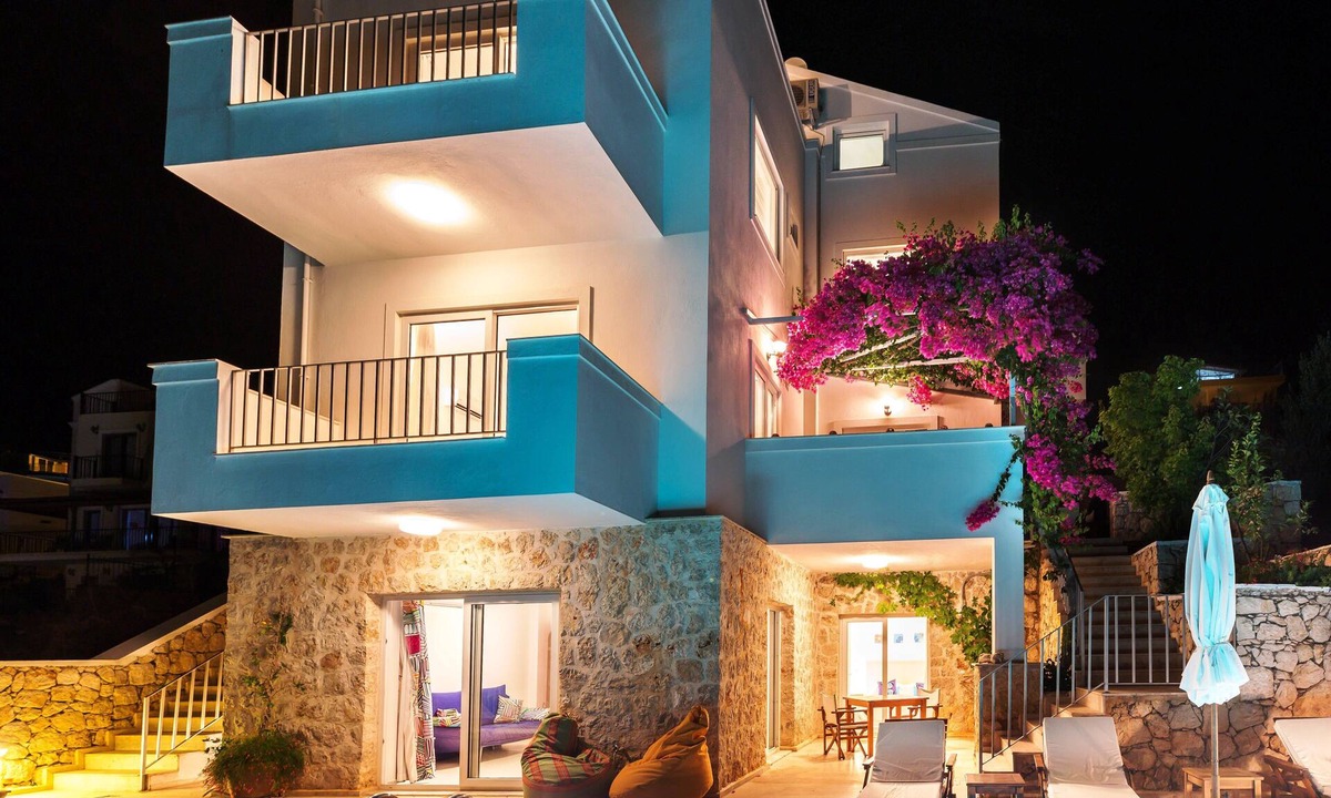 Kalkan Villa | Stunning Villa, Private Pool, Beautiful Gardens, Close to the Sea, Great Views