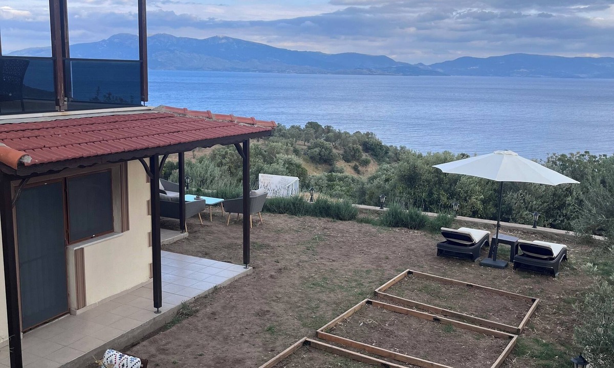 Ayvacik Apartment | Summer House with Unique Sea View on the Aegean Coast
