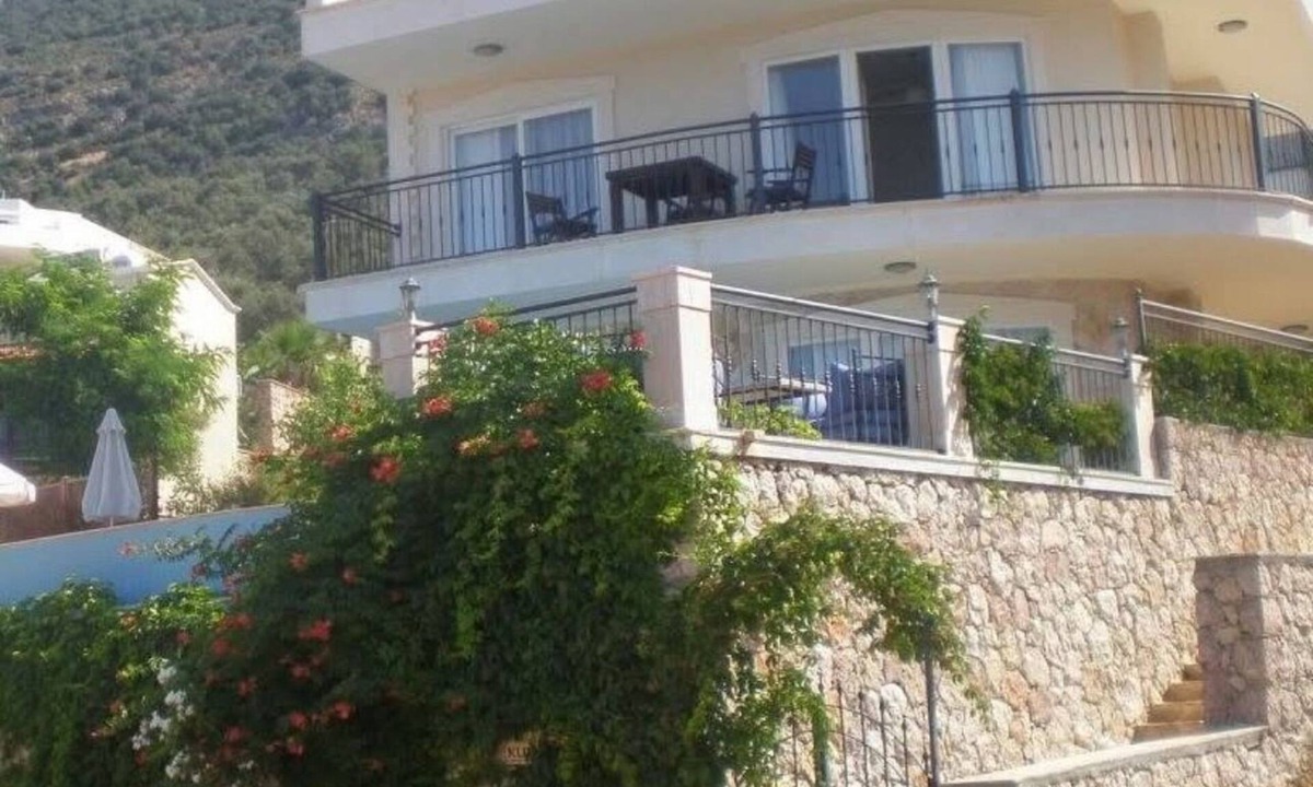 Kalkan Villa | Superb Detached Villa Private Infinity Pool, Panoramic Sea Views, Wifi, Air Con.
