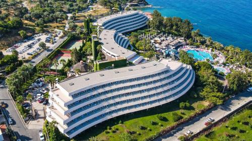 Kadnlar Denizi Mahallesi Resort | The Grand Blue Sky International - All Inclusive