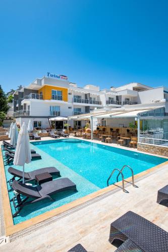 Cesme Hotel | Twins Hotel Çeşme
