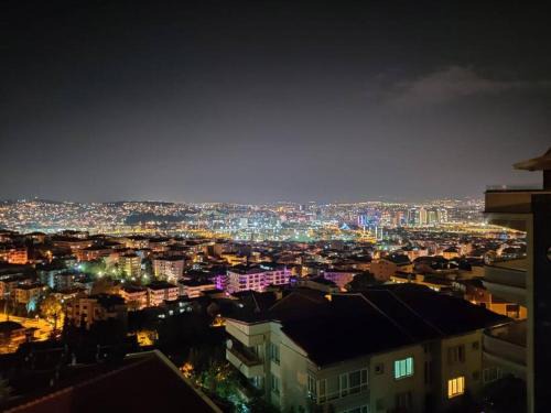 Cekirge Mahallesi Villa | VİLLA ADEN Şehir ve doğa manzaralı özel bahçeli lüx