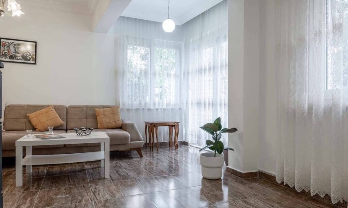 Bogazkent Villa | Villa Lale 4 Bed villa with modern kitchen
