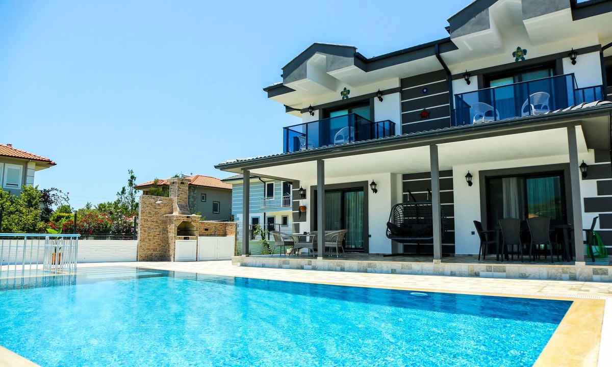 Dalyan City Center Villa | Villa Lilyum luxury sleeps 8 private pool