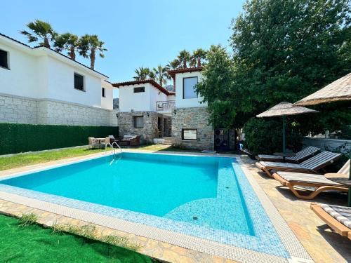 Dalyan Villa | Villa Merry - 3BR Private Pool&Garden - 50m to River