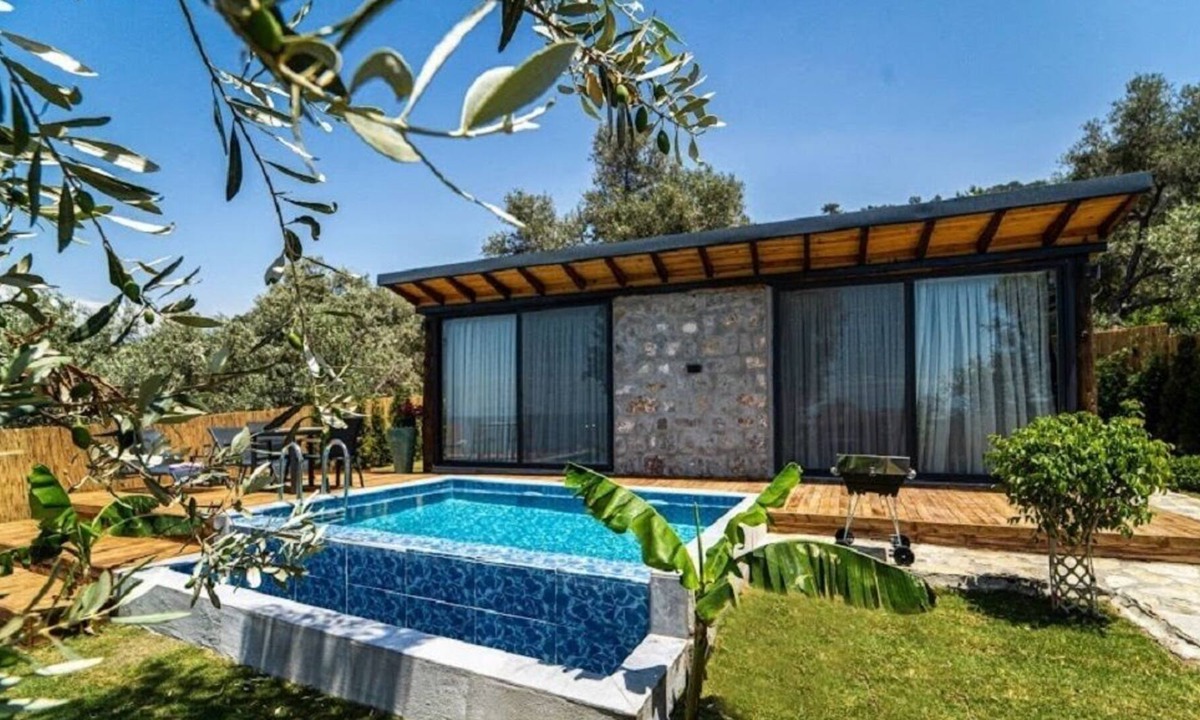 Uzunyurt Villa | Villa with Private Garden and Pool in Faralya - AWZ 229