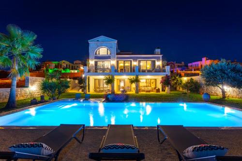 Cesme Villa | VillaSunset with Sea, Chios and Sunset View