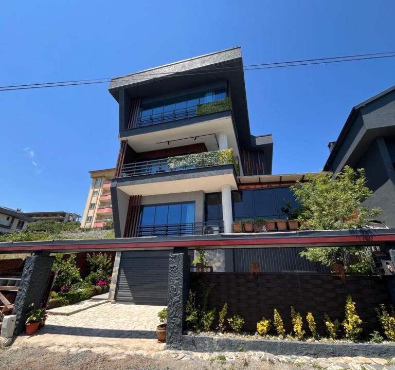 Akcaabat Villa | Yeşilliğin İçindeki Aradığınız Huzur
