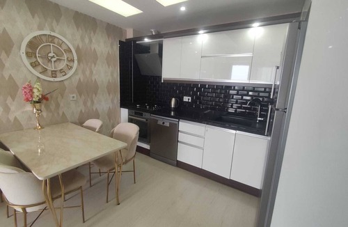 Kargicak Apartment | 1-bedroom hotel-style apartment with social areas, comfort, and modern living.